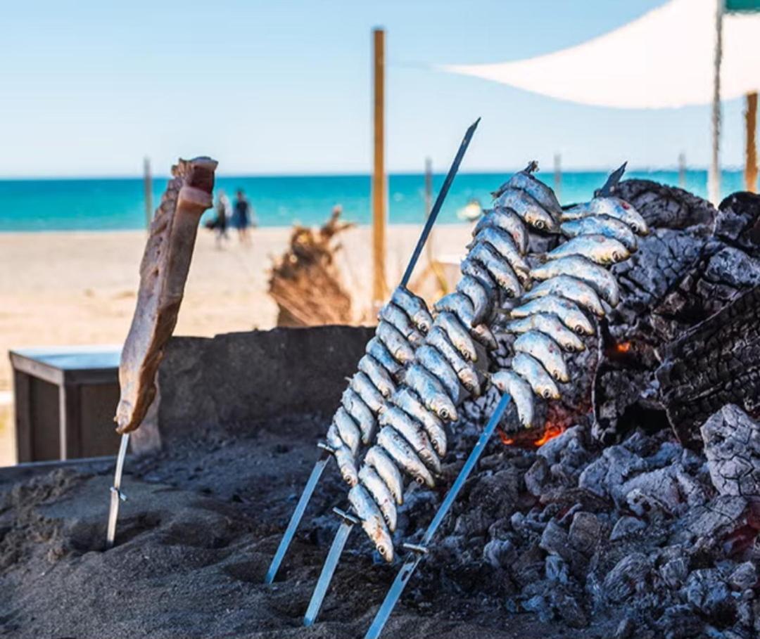 Playa 45, First Line Beach House مالقة المظهر الخارجي الصورة