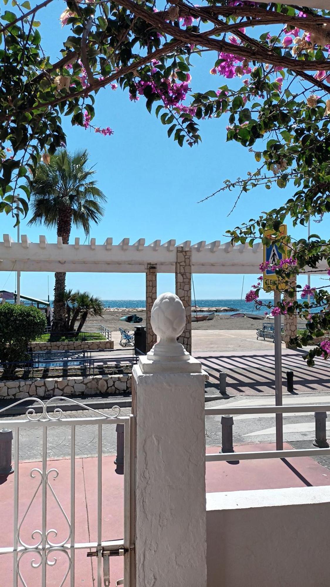 Playa 45, First Line Beach House مالقة المظهر الخارجي الصورة